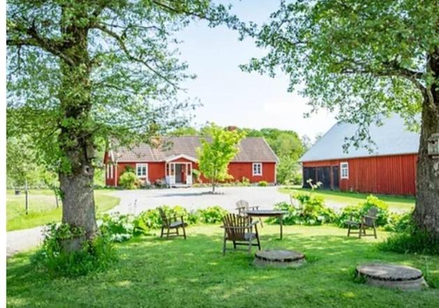 Kontakta Liselotte Abel Bed and Breakfast Vessigebro Exterior foto